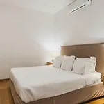 Rg7 Apartments